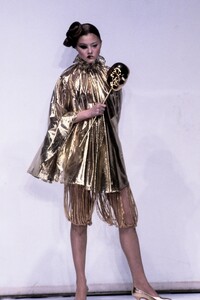 44578523_JeremyScott1998WomenRTW22.thumb.jpg.cf0eb2d7bc862d98011b075c069c5b29.jpg