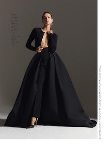 Hello! Fashion Monthly 10.2022 -page-012.jpg