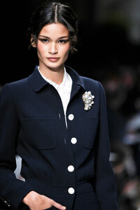 644569183_PierreBalmain2002HauteCouture2.thumb.jpg.c881df16e84fa4555bd6af7e32dc1867.jpg