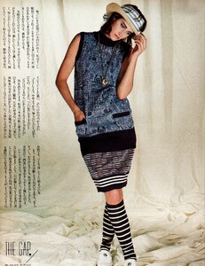 699591104_Elle(JP)1986-4-5PH.by-of-(12).thumb.jpg.bd50de52bde2476c4289f8b61e3733be.jpg