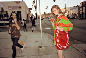 792549942_VogueTurkiye-Mays2017-112.thumb.jpg.f9ade547ab571eecb1f4b3ccbfc68279.jpg