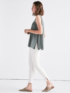 7W63801_330_2.jpg