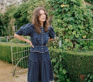 AMELIA-TOP_INDIGO-CALICO_05.jpg