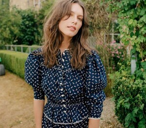 AMELIA-TOP_INDIGO-CALICO_06.jpg