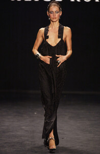 Alice_Roi_SS2003_02.jpg