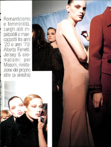 Autumn_Comte_Vogue_Italia_July_1996_16.thumb.png.01efd1142112078b727845b08bde1f1b.png