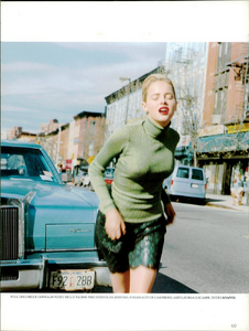 BP_Comte_Vogue_Italia_August_1996_04.thumb.png.673ab44beb6351082e5c161ba8247b9c.png