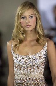 Badgley_Mischka_SS2003_07.jpg