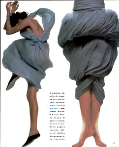 Barbieri_Vogue_Italia_May_1990_04.thumb.png.5e17b407dcf83049226c3857305dd48f.png