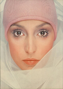 Bellezza_Vogue_Italia_February_1970_01.thumb.png.19ec381f630690a1e4d598552f1ce27f.png