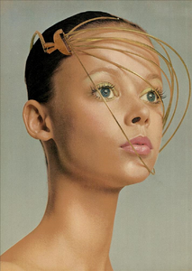 Bellezza_Vogue_Italia_November_1969_05.thumb.png.d27878bd58944874bc9a52dfcb6dfa9d.png
