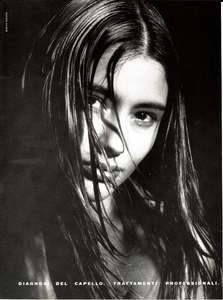 Bisang_Vogue_Italia_January_1990_02.thumb.png.5c0632e1a927f275e1c2864e92f9899c.png