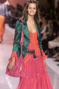 Blumarine_SS2002_04.jpg