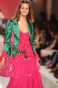 Blumarine_SS2002_06.jpg