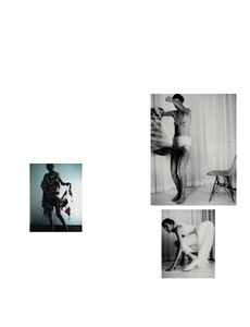 Borthwick_AnOther_Magazine_Spring_Summer_2009_12.thumb.jpg.2c754317f60f37b1ff4edb6061f39c24.jpg