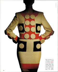 Bubble_Watson_Vogue_Italia_January_1990_03.thumb.png.0f870690b6d32d3a20f647cf776583b3.png