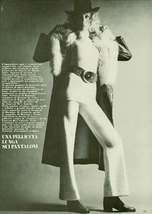 Bugat_Vogue_Italia_November_1969_06.thumb.png.d28f2ecde0c913c337c36b28d3d78ee0.png