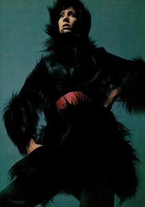 Bugat_Vogue_Italia_November_1969_10.thumb.png.ad1f7780cad98aef30aca1b93d9a66f3.png