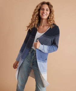 Cabin_Cardigan_Blue_Ombre26122-Final-web.jpg