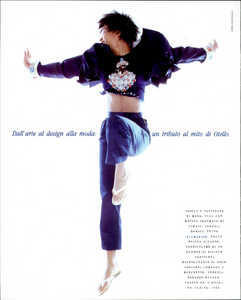 Castaldi_Vogue_Italia_January_1990_05.thumb.png.9eb9bd3d43e1df99d5c0b6577cce1fba.png