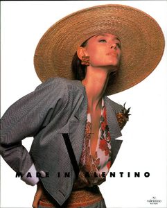 Chin_Valentino_Spring_Summer_1990_02.thumb.png.64b38189b7b162e497ed4c584880afb8.png