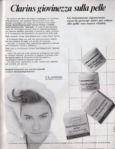 ClarinsAdAnnaIT260288no9.thumb.jpg.15aa1e19cf3a3b8a69f0415cbc434e61.jpg