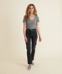 Classic_V-Neck_Tee_Mid_Heather-51913-Final_334cd898-3cb1-4698-9731-a6db0e5fc8cd.jpg