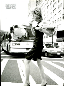 Comte_Vogue_Italia_October_1996_06.thumb.png.8ee7d0e8a274c236d677a19bc5b7a82c.png