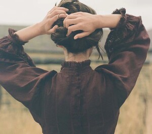 DORIELLE-DRESS_ANTIQUE-WALNUT_01.jpg