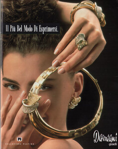 DamianiAdAnnaIT260888no35.thumb.jpg.51304498cd15e44669844359ce145610.jpg
