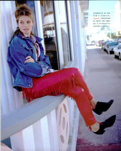 Demarchelier_Vogue_Italia_January_1990_02.thumb.png.7768e3b75f843f8963a4f473bd4fd046.png