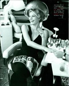 Demarchelier_Vogue_Italia_January_1990_03.thumb.png.cd4025bf606b7cf418b3e74b8036150f.png