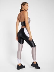 Form-Scuba-Top-Clarity-HR-Infinity-Legging-Alvardo-back.jpg