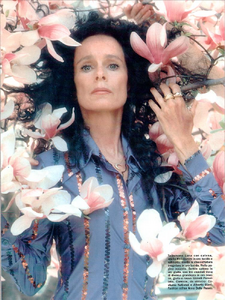 GC_Comte_Vogue_Italia_July_1996_02.thumb.png.9c5a57c41dd28530d33d3862be812108.png