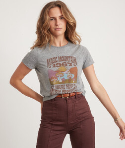 Graphic_Triblend_Crop_Tee_Magic_Mountain_Graphic_0967-Final_Web.jpg