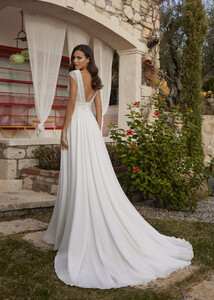 Herve-Paris_My-freedom_Aurelie_Back_022-scaled.jpg