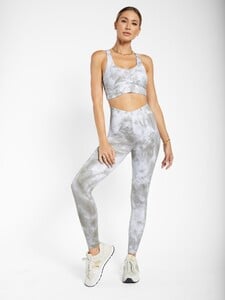 Jersey-Sports-Bra-Serve-Jersey-HR-Legging-Glacier-Grey-front.jpg