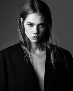 Julia-Baumgartner-por-Catarino-21.jpg