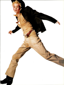 KB_Meisel_Vogue_Italia_August_1996_02.thumb.png.0e7d961fdef8ec6c50a6a1ccf9e63305.png