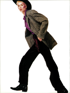 KB_Meisel_Vogue_Italia_August_1996_03.thumb.png.9ef5a3ed160d73ebf2b6aa68e242b9e2.png