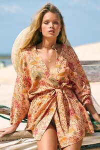 KIMONO-JUNGLESANDS1.jpeg.df98998373d146ee8b9ef6669dca72ef.thumb.jpg.1f14d759429db575bffddba191855056.jpg