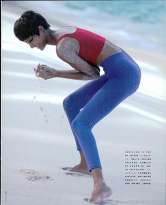 Kirk_Vogue_Italia_May_1990_04.thumb.png.ae3ea0b2234b34331c9fea62a8853e6e.png