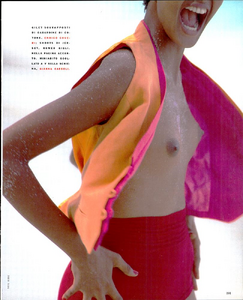 Kirk_Vogue_Italia_May_1990_08.thumb.png.df341a2df2b1709d1bbc9649679641f9.png