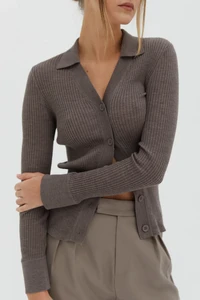 KnitCollarButtonDownTopGrey7_3000x.webp