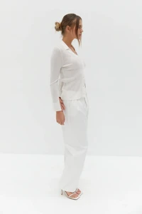 KnitCollarButtonDownTopWhite4_3000x.webp