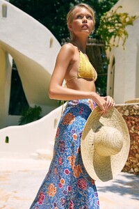 LEILANI_MIDISKIRT_FLORALREEF2.jpeg.0567d6ec1564ca748a94b25d35fc3556.thumb.jpg.0952e734a84372abec111ce8adc308fe.jpg