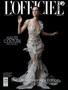 LOFFICIEL_Liechtenstein_05_HauteCouture.jpg