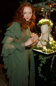 LilyCole_DeBeers_2005_03.jpg