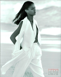 Lino_Kirk_Vogue_Italia_April_1990_04.thumb.png.b79dd0cd00e1cea817ecd1ed5e7a9580.png