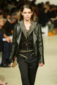 Loewe_FW2003_04.jpg